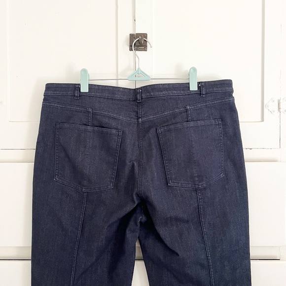 St. John Dark Wash Straight Leg Jeans Size 16 - Picture 5 of 7